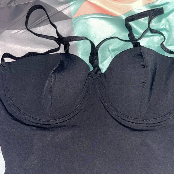 MAKE AN OFFER!! SHEIN Cut Out Underwire Shapewear Bodysuit - Picture 6 of 7